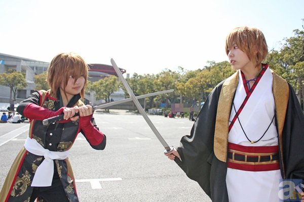 雨燕直播免费观看-能不能穿上复古泳衣?假体隆胸帮你刚(图2) 雨燕直播免费足球直播